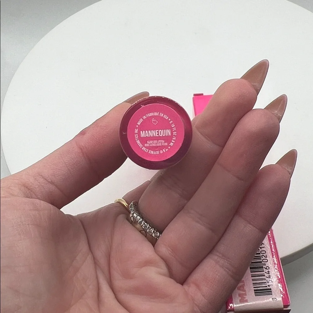 Jeffree Star Velour Liquid Lipstick - Mannequin